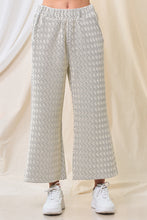 Load image into Gallery viewer, Plus Nina- wide leg textured cropped pants
