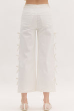 Load image into Gallery viewer, BOW - white bow detailed cropped mid-rise denim jeans
