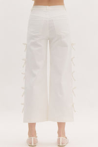 BOW - white bow detailed cropped mid-rise denim jeans