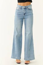 Load image into Gallery viewer, JUDY  BLUE -Retro wide leg medium washed high waisted jeans JB88766
