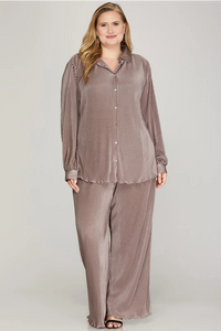 Plus Skyla- Mocha Plisse woven wide leg pants with pockets