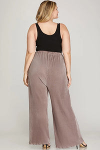 Plus Skyla- Mocha Plisse woven wide leg pants with pockets