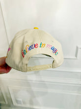 Load image into Gallery viewer, Best day ever - Poppy &amp; Pine hat
