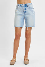 Load image into Gallery viewer, Risen Jeans- Light wash loose fit tummy control
