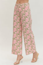 Load image into Gallery viewer, Pink floral print wide leg cropped Entro Jeans
