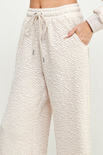 Load image into Gallery viewer, PLUS TIA- Oatmeal wide leg textured cropped pants
