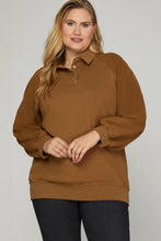 Load image into Gallery viewer, Plus Mariah- Caramel LONG SLEEVE SNAP COLLARED FRENCH TERRY WASHED SWEATSHIRT
