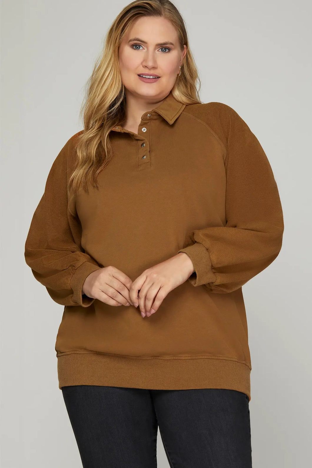 Plus Mariah- Caramel LONG SLEEVE SNAP COLLARED FRENCH TERRY WASHED SWEATSHIRT
