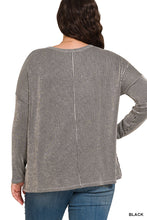Load image into Gallery viewer, Plus Reno- Black Ribbed oversized long sleeve top
