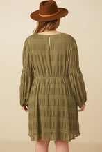 Load image into Gallery viewer, Plus Forrest- Olive peasant sleeve pleated dress
