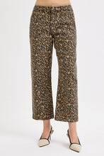 Load image into Gallery viewer, Plus RISEN JEANS- Leopard Mid Rise cropped relaxed fit Barel leg jeans

