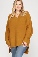 Load image into Gallery viewer, PLUS DALIA- Mustard oversized V neck sweater
