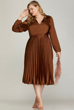 Load image into Gallery viewer, PLUS MONACO- Toffee Silk surplice satin plisse midi length dress
