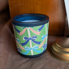 Load image into Gallery viewer, Gift Wrap Candle - Limited Edition Bows
