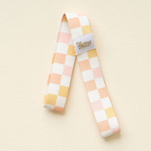 Load image into Gallery viewer, Darling Effect- Stay-Put Towel Band-Check Peach
