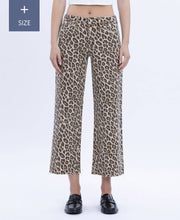 Load image into Gallery viewer, PLUS HIGH RISE ANIMAL PRINT CROP WIDE LEG JEANS T5894LPD-P
