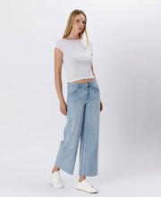 Load image into Gallery viewer, VERVET -HIGH RISE LIGHT WASH RAW HEM WIDE LEG JEANS T6399
