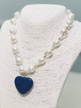 Load image into Gallery viewer, SPRING - Heart-N-Pearl Necklace (navy) BNK704
