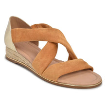 Load image into Gallery viewer, Vintage Havana PIA chestnut sandals
